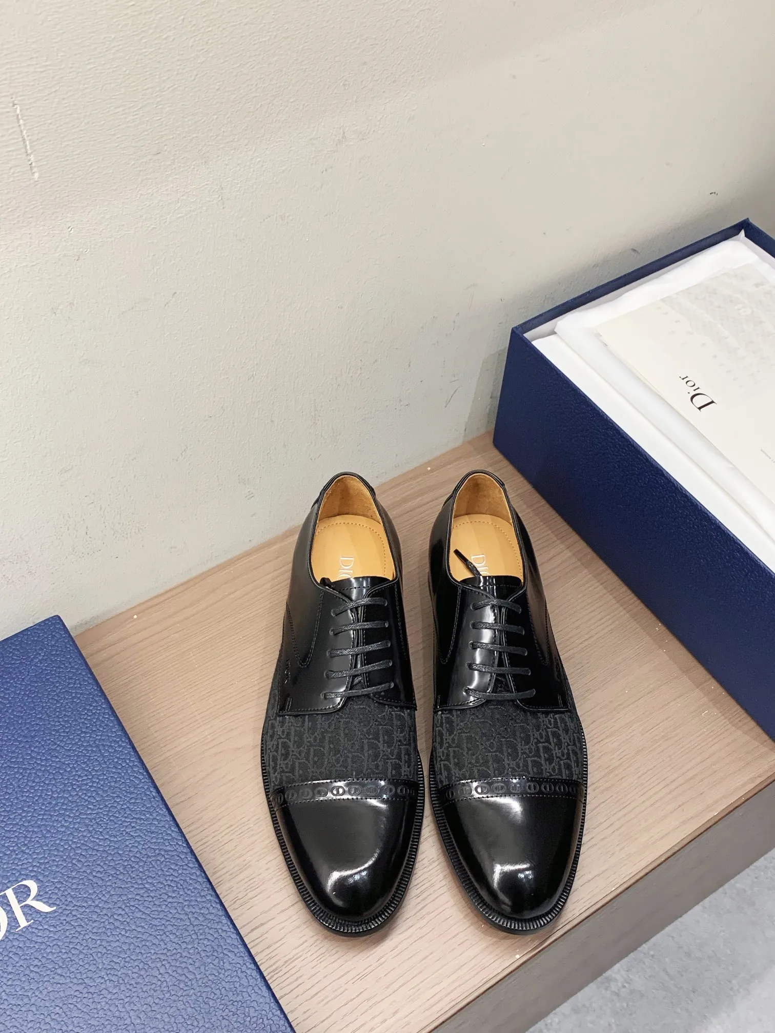 940💰 Dior high-end men's boutique casual leather shoes, imported cowhide upper, water-dyed cowhide lining, imported genuine leather outsole, impeccable details, standard code 39-44 (38.45.46 customized, non-returnable and non-exchangeable)